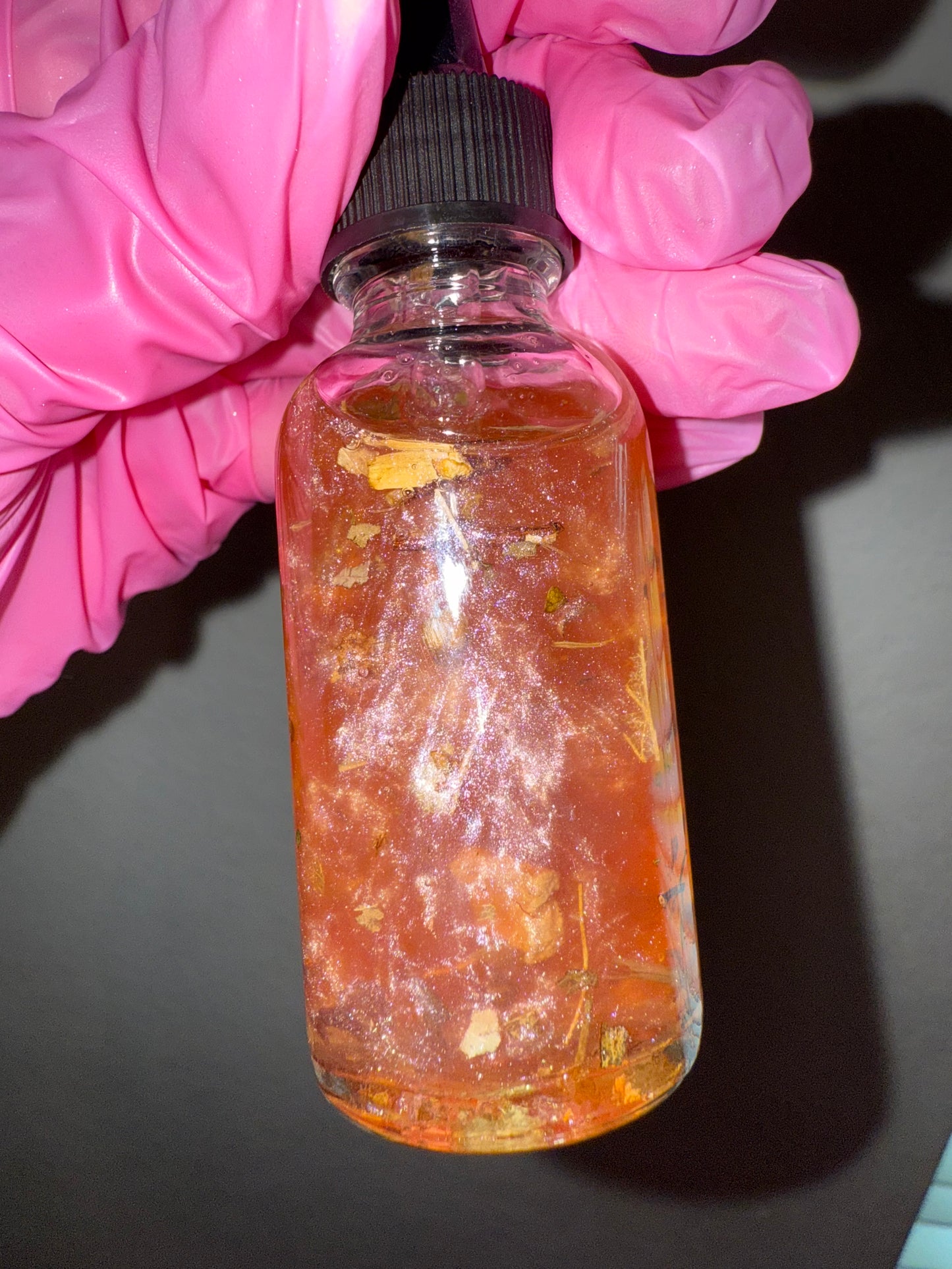 Hexless Heart 1oz Ritual Oil