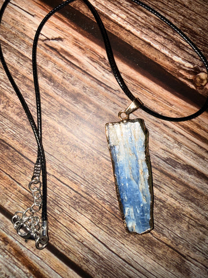 Blue Quartz Clarity & Intuition Necklace
